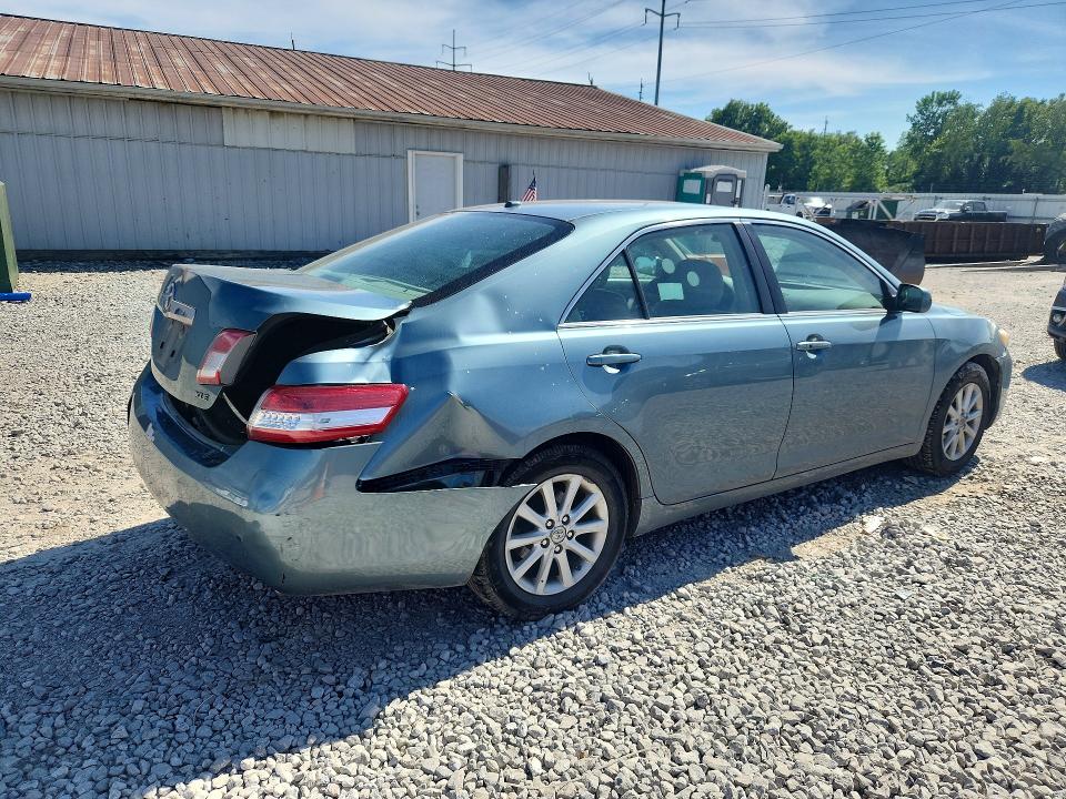 56393326 :رقم المزاد ، 4T4BF3EK6AR076174 vin ، 2010 Toyota Camry مزاد بيع