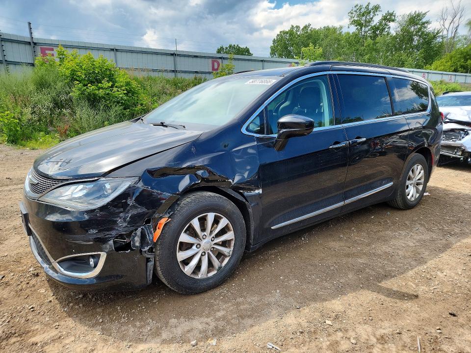 Продажа на аукционе авто 2017 Chrysler Pacifica, vin: 2C4RC1BG8HR523878, номер лота: 58776866