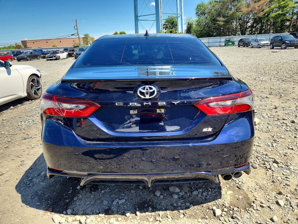 2021 Toyota Camry მანქანა იყიდება აუქციონზე, vin: 4T1G11AK1MU608072, აუქციონის ნომერი: 57654116