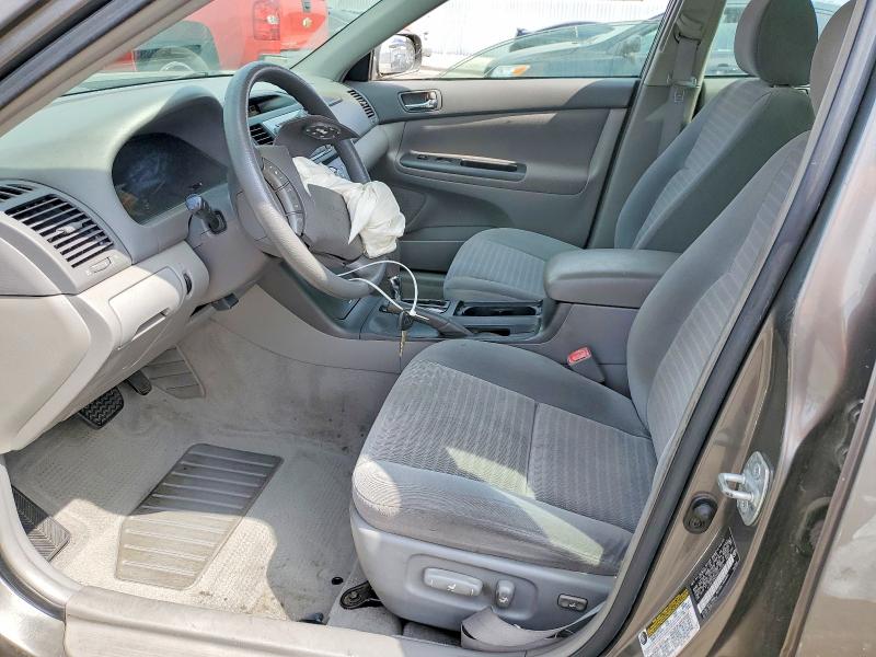 2005 Toyota Camry მანქანა იყიდება აუქციონზე, vin: 4T1BF32K25U611733, აუქციონის ნომერი: 55906066