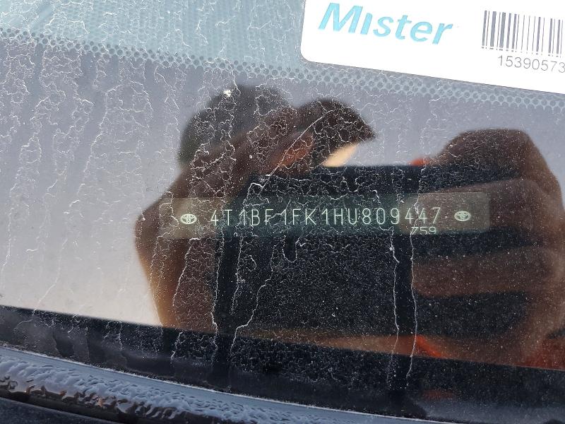 58477296 :رقم المزاد ، 4T1BF1FK1HU809447 vin ، 2017 Toyota Camry مزاد بيع