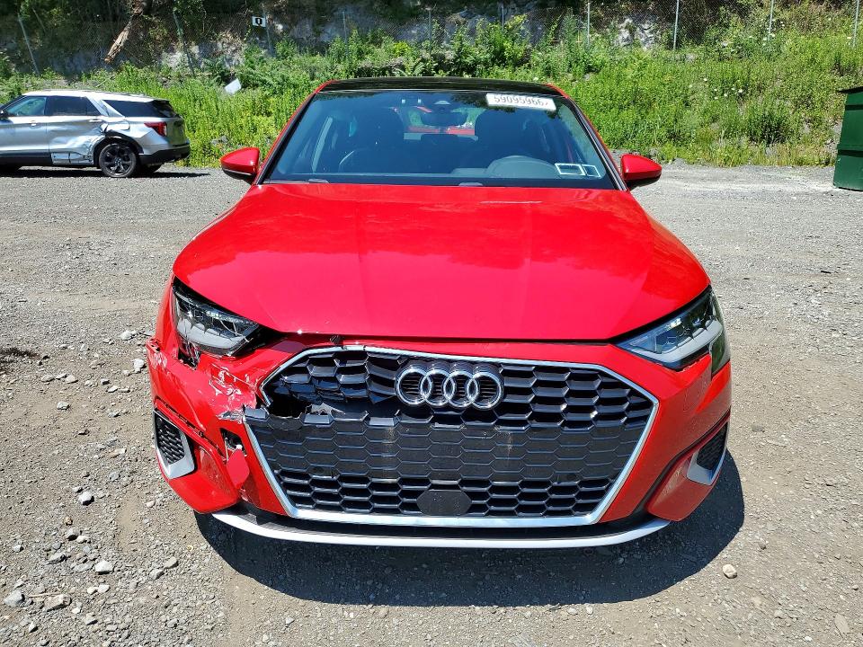 Продажа на аукционе авто 2022 Audi A3, vin: WAUGUDGY2NA023901, номер лота: 59095966