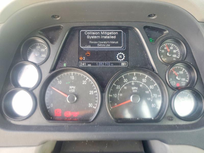 57902036 :رقم المزاد ، 1XPBA48XXJD478367 vin ، 2018 Peterbilt 579 مزاد بيع