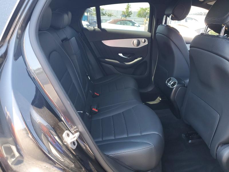 58097396 :رقم المزاد ، W1N0J8EB8MF949412 vin ، 2021 Mercedes-benz Glc Coupe مزاد بيع