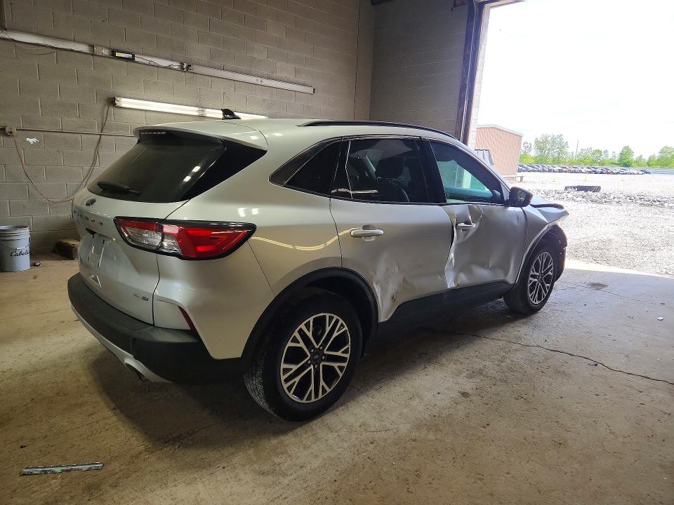 Продажа на аукционе авто 2020 Ford Escape, vin: 1FMCU9H69LUA58745, номер лота: 54550046