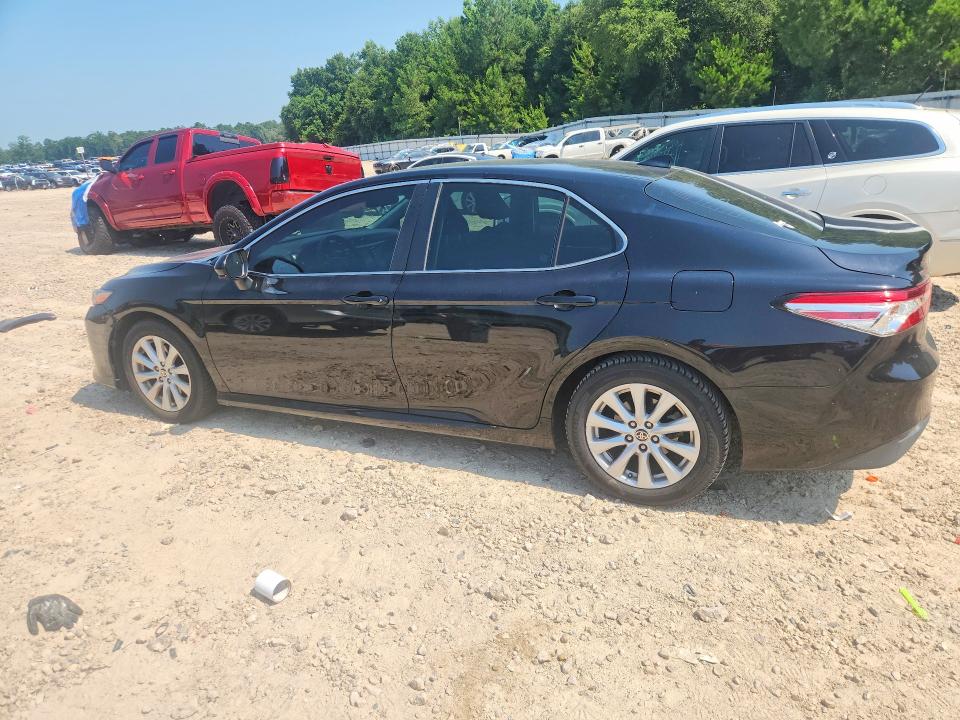59244396 :رقم المزاد ، 4T1C11AK9LU975847 vin ، 2020 Toyota Camry مزاد بيع