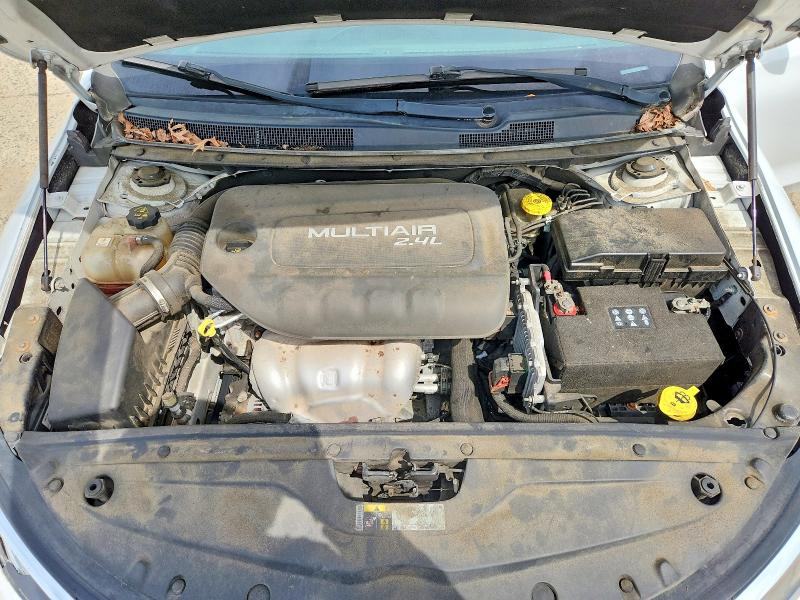 Продаж на аукціоні авто 2015 Chrysler 200, vin: 1C3CCCAB4FN577653, номер лоту: 58051266