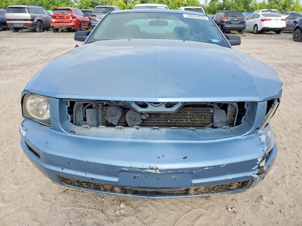 2005 Ford Mustang მანქანა იყიდება აუქციონზე, vin: 1ZVFT80N055174878, აუქციონის ნომერი: 59094826