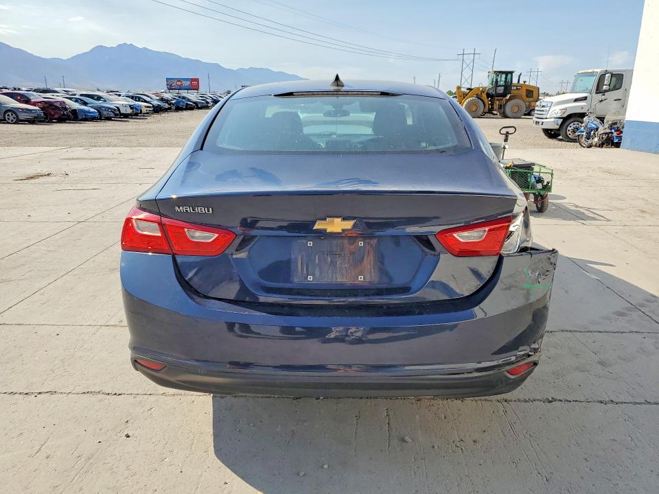 58297386 :رقم المزاد ، 1G1ZB5ST4HF143542 vin ، 2017 Chevrolet Malibu مزاد بيع