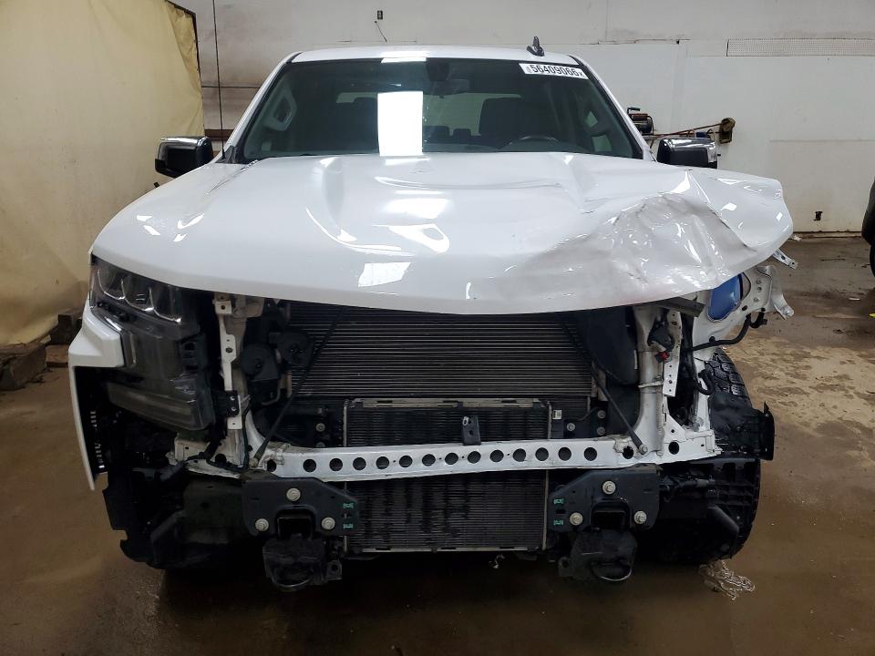 Продаж на аукціоні авто 2021 Chevrolet Silverado, vin: 1GCUYDET1MZ322703, номер лоту: 56409066