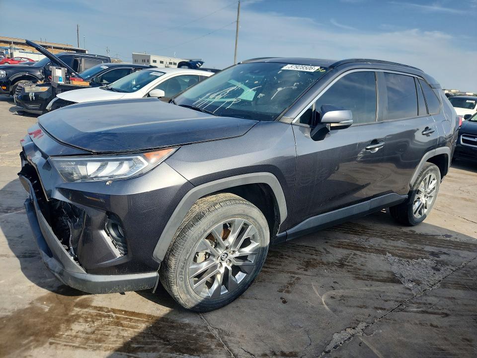 Auction sale of the 2021 Toyota Rav4, vin: 2T3C1RFV1MC102007, lot number: 57928506