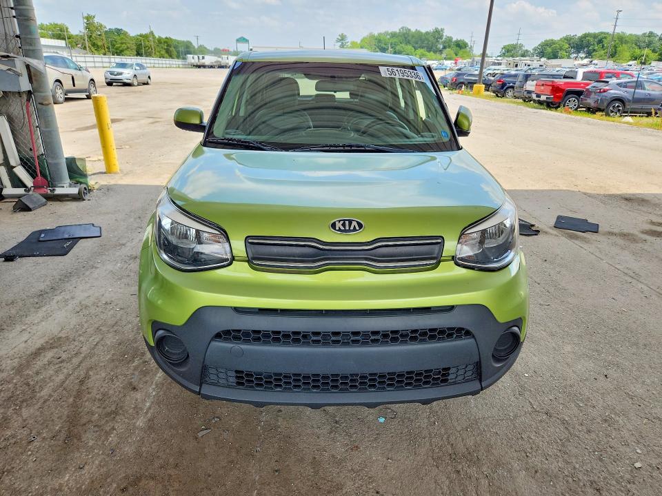 2017 Kia Soul მანქანა იყიდება აუქციონზე, vin: KNDJN2A23H7881801, აუქციონის ნომერი: 56195336