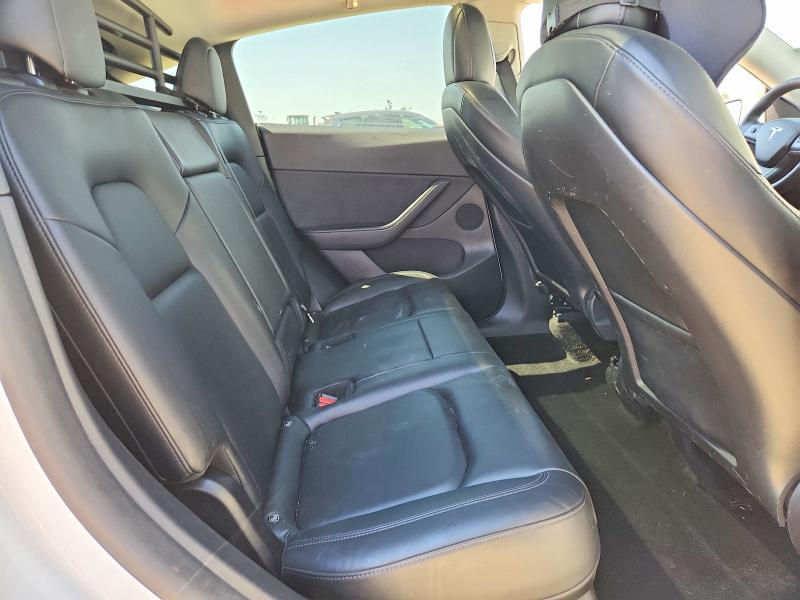 58058066 :رقم المزاد ، 5YJYGDEF8MF216527 vin ، 2021 Tesla Model Y مزاد بيع