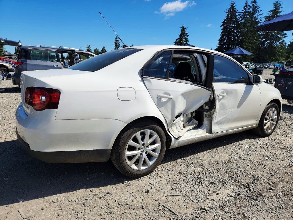 2010 Volkswagen Jetta მანქანა იყიდება აუქციონზე, vin: 3VWRZ7AJ4AM111191, აუქციონის ნომერი: 57211326