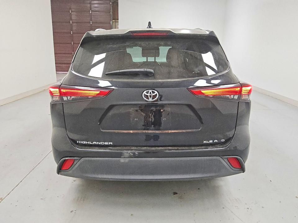 Продаж на аукціоні авто 2021 Toyota Highlander, vin: 5TDGZRBHXMS525260, номер лоту: 54285576