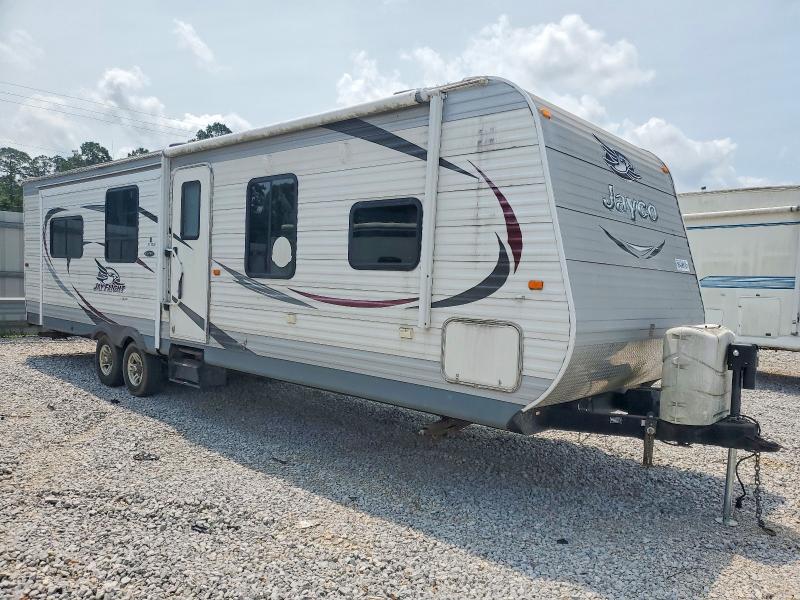 2015 Jayco Jayflight M33rlds მანქანა იყიდება აუქციონზე, vin: 1UJBJ0BS1F1TS0256, აუქციონის ნომერი: 58434916