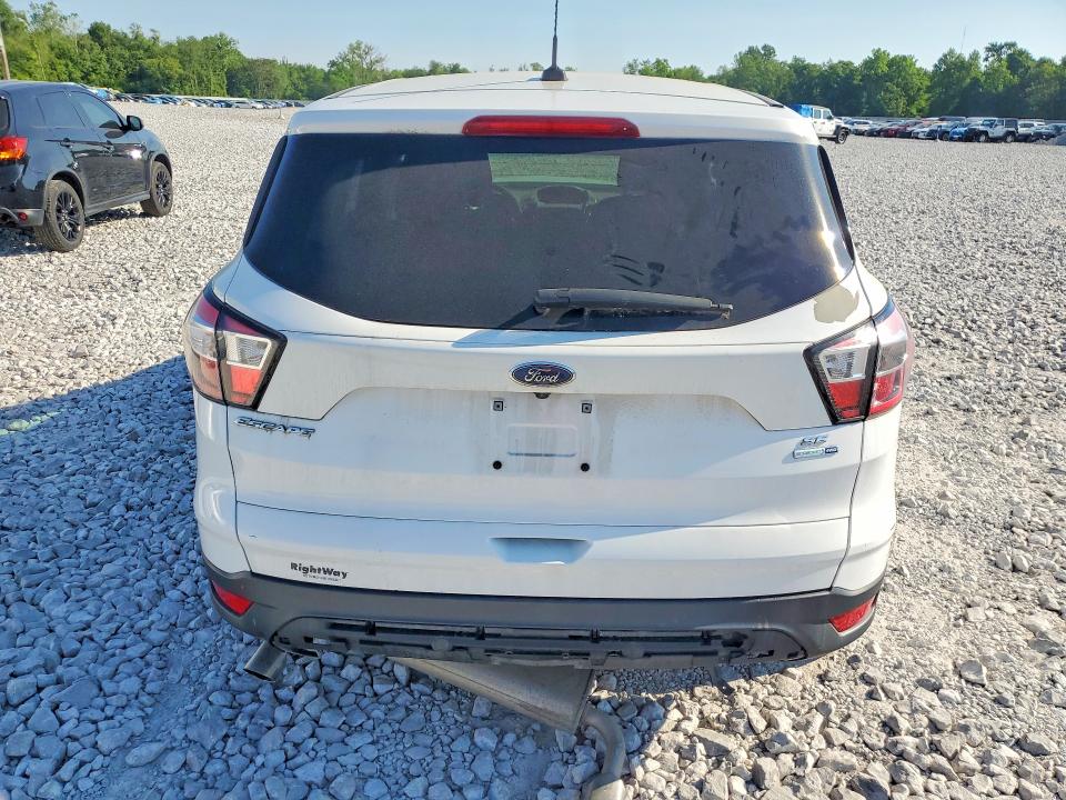 56467656 :رقم المزاد ، 1FMCU9GD1HUD70484 vin ، 2017 Ford Escape مزاد بيع