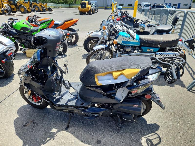 57151626 :رقم المزاد ، HZ2TBCNF1S1017605 vin ، 2025 Other Click مزاد بيع