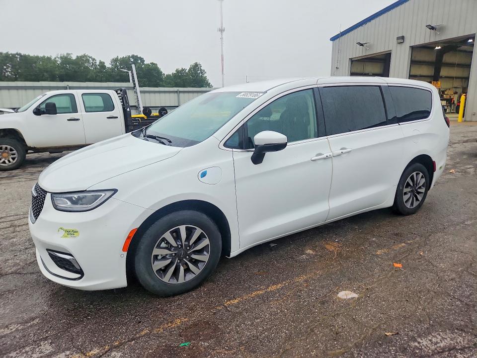 2023 Chrysler Pacifica მანქანა იყიდება აუქციონზე, vin: 2C4RC1L76PR523309, აუქციონის ნომერი: 58529186