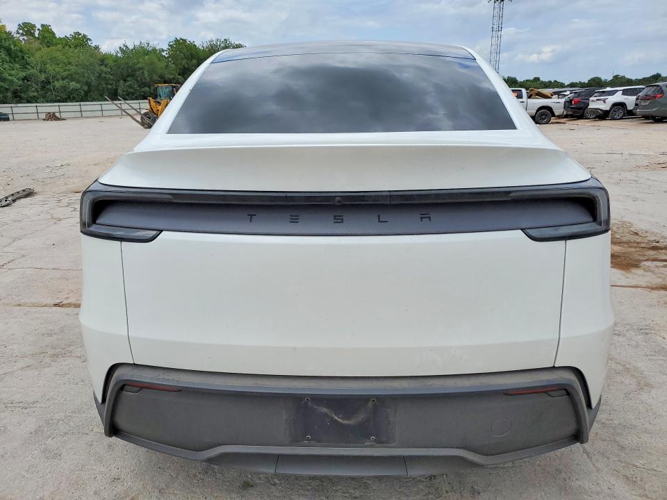 57173876 :رقم المزاد ، 7SAYGDED3TF529663 vin ، 2026 Tesla Model Y مزاد بيع