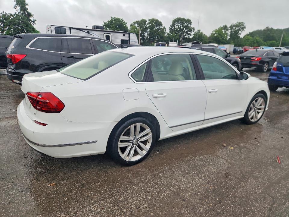 Aukcja sprzedaży 2017 Volkswagen Passat, vin: 1VWGT7A30HC004967, numer aukcji: 57356236
