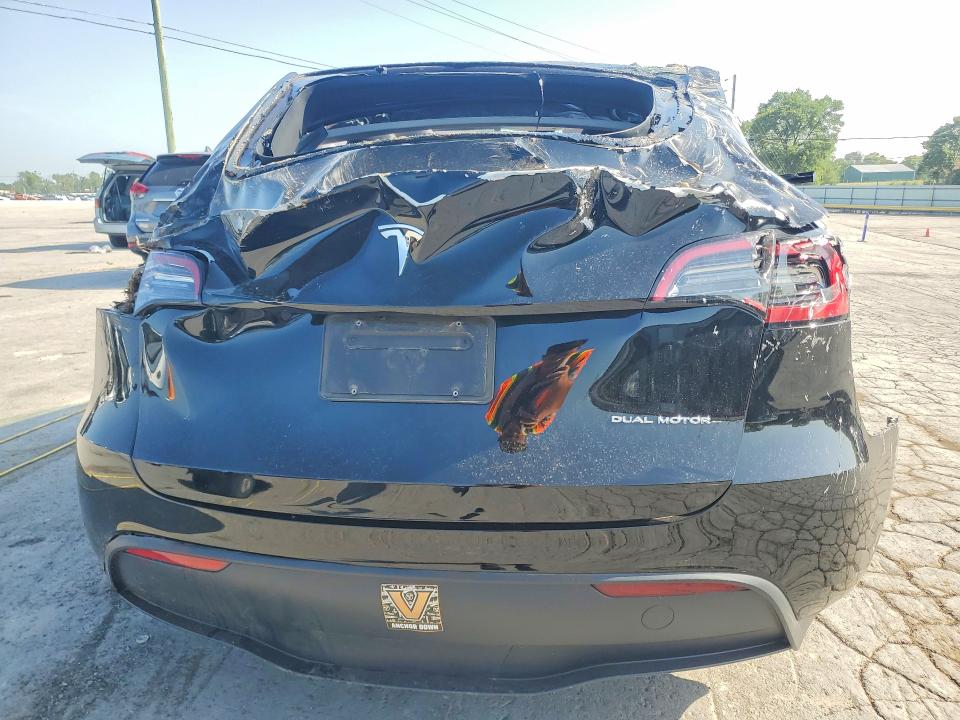 2025 Tesla Model Y მანქანა იყიდება აუქციონზე, vin: 7SAYGAEE5SF255243, აუქციონის ნომერი: 59282156