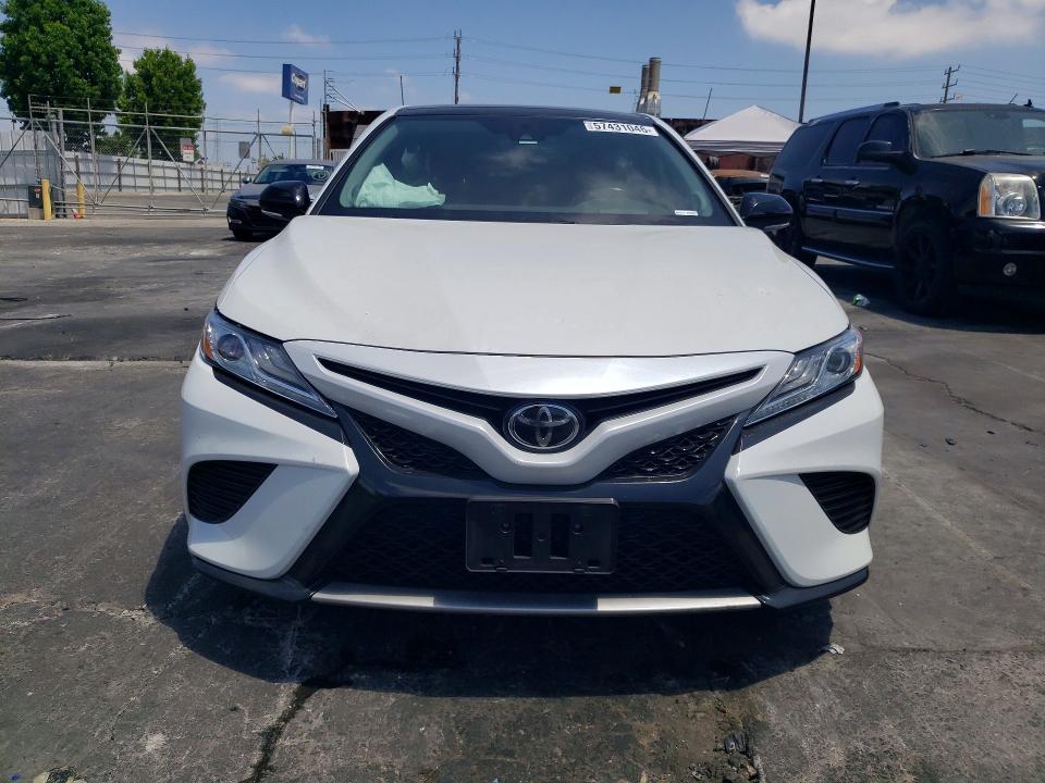 2020 Toyota Camry მანქანა იყიდება აუქციონზე, vin: 4T1KZ1AK7LU045501, აუქციონის ნომერი: 57431046