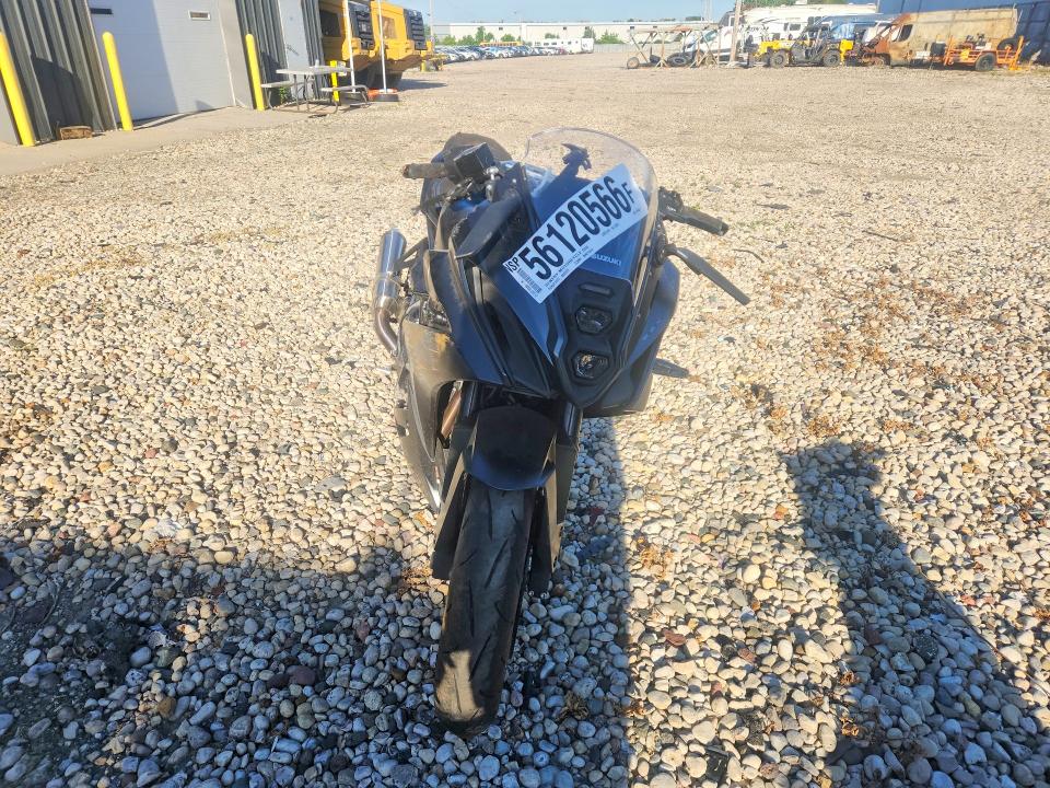 2025 Suzuki Gsx800 მანქანა იყიდება აუქციონზე, vin: JS1EM13B1S7101615, აუქციონის ნომერი: 56120566