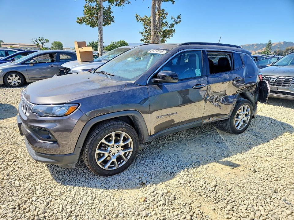 57224646 :رقم المزاد ، 3C4NJDFBXNT128419 vin ، 2022 Jeep Compass مزاد بيع