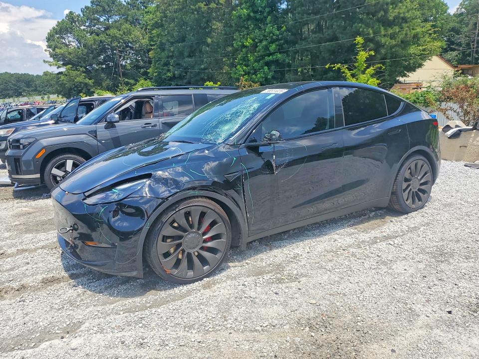 56511026 :رقم المزاد ، 7SAYGDEF2PF764305 vin ، 2023 Tesla Model Y مزاد بيع