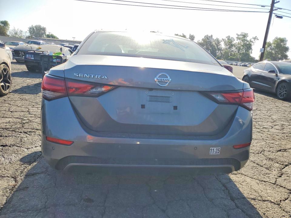 57240496 :رقم المزاد ، 3N1AB8BV5NY240604 vin ، 2022 Nissan Sentra مزاد بيع