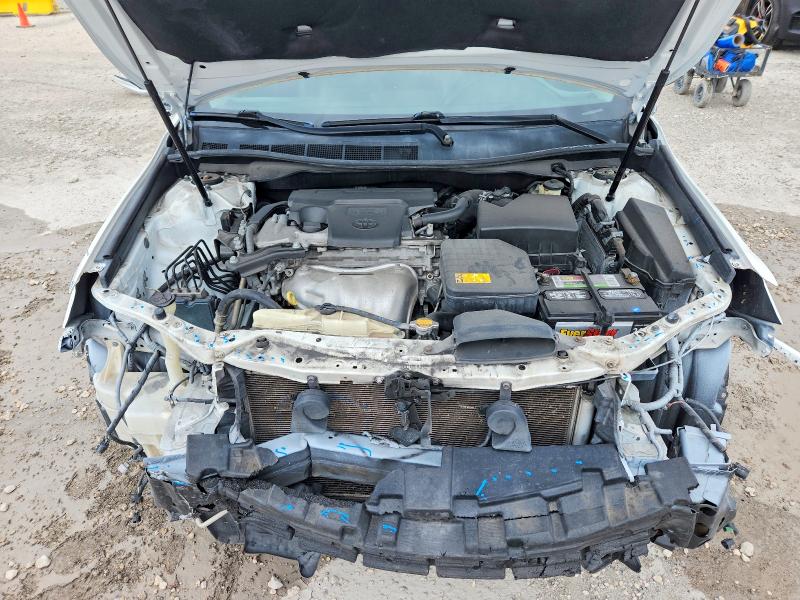 56935356 :رقم المزاد ، 4T1BF1FK6FU884562 vin ، 2015 Toyota Camry مزاد بيع