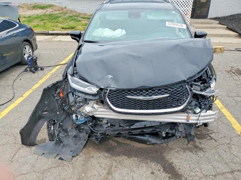 2021 Chrysler Pacifica მანქანა იყიდება აუქციონზე, vin: 2C4RC3BG8MR518539, აუქციონის ნომერი: 57420576