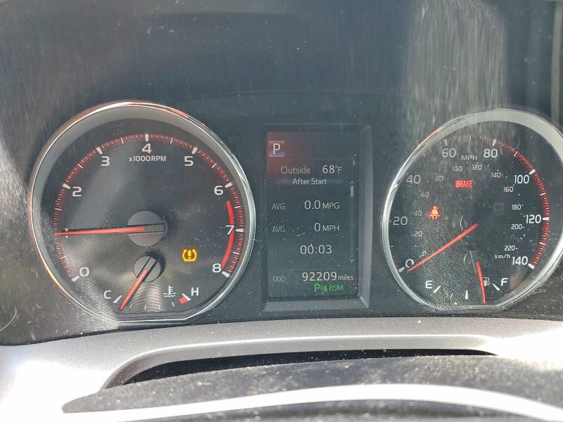 2018 Toyota Rav4 მანქანა იყიდება აუქციონზე, vin: JTMJFREV3JD227379, აუქციონის ნომერი: 56099276