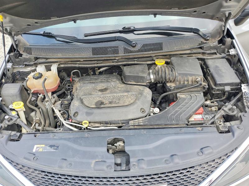 58742486 :رقم المزاد ، 2C4RC1DG2MR538335 vin ، 2021 Chrysler Voyager مزاد بيع