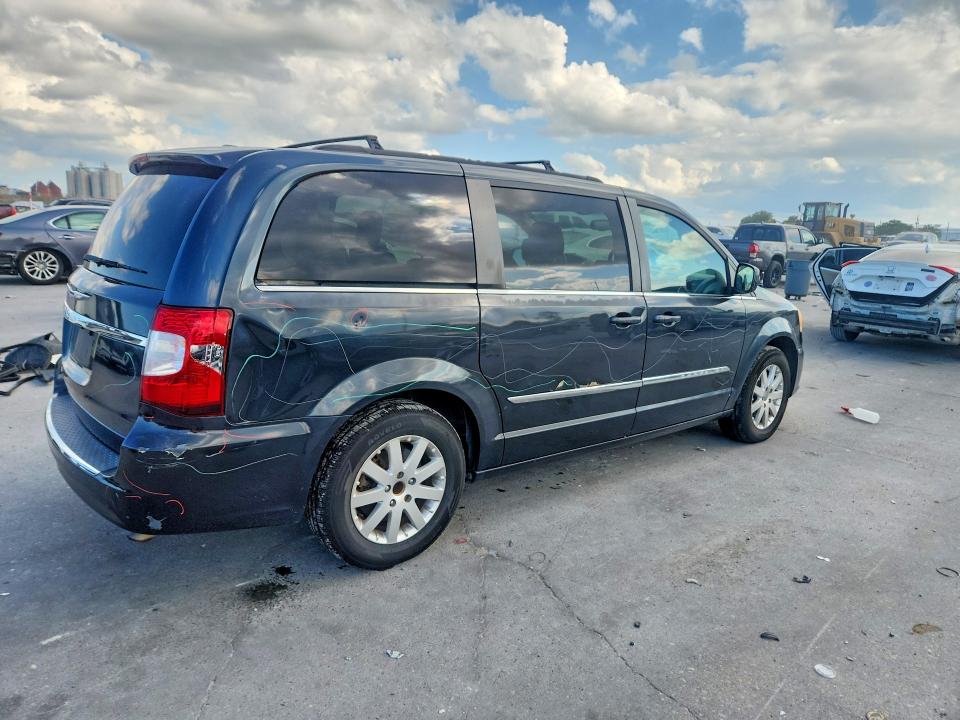 56626506 :رقم المزاد ، 2C4RC1BG8ER124545 vin ، 2014 Chrysler Town & Country مزاد بيع