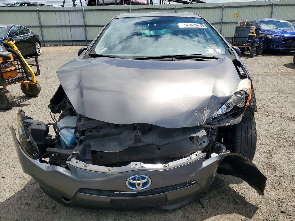 2013 Toyota Prius C მანქანა იყიდება აუქციონზე, vin: JTDKDTB35D1043092, აუქციონის ნომერი: 56408636