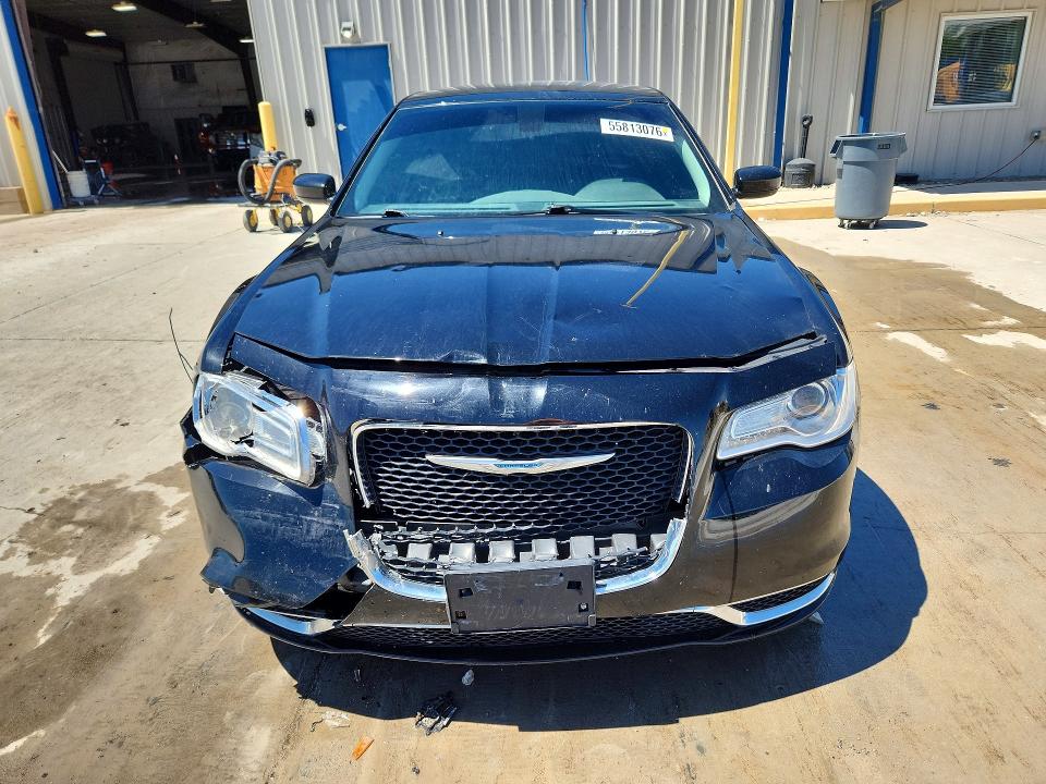 Aukcja sprzedaży 2015 Chrysler 300, vin: 2C3CCAAG2FH769405, numer aukcji: 55813076
