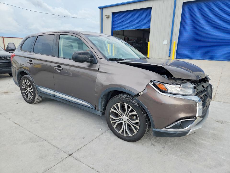 Продаж на аукціоні авто 2018 Mitsubishi Outlander, vin: JA4AD2A30JZ002674, номер лоту: 55547246