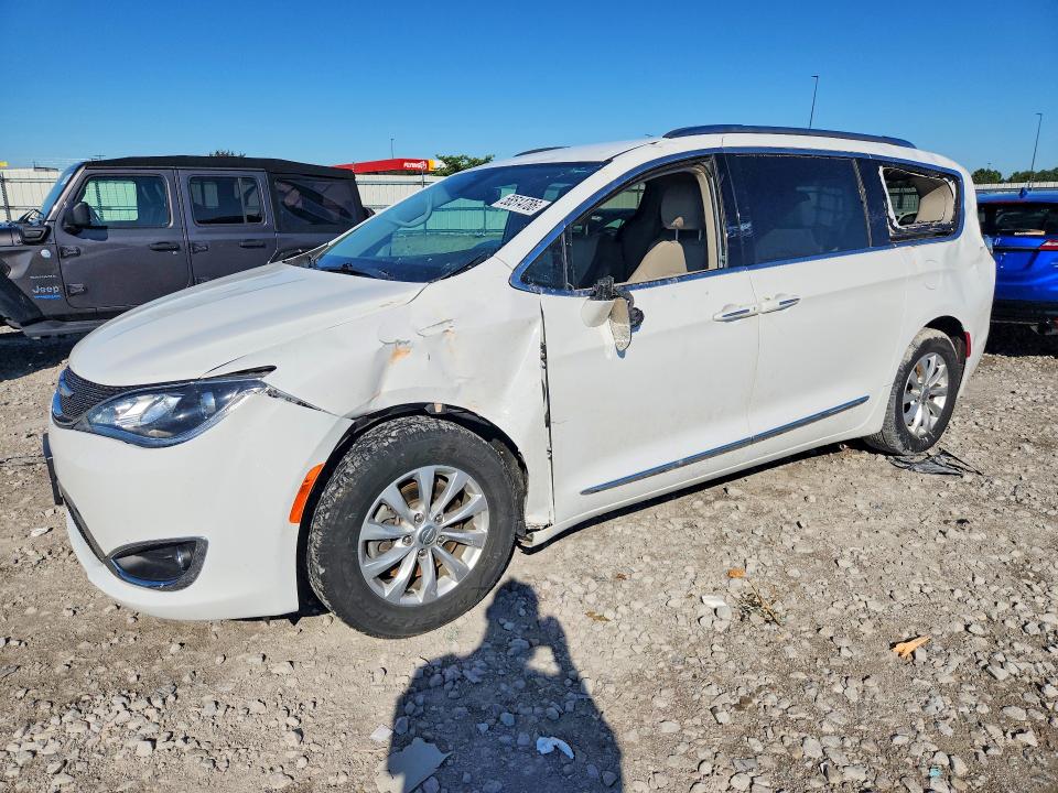 2018 Chrysler Pacifica მანქანა იყიდება აუქციონზე, vin: 2C4RC1BG7JR141895, აუქციონის ნომერი: 58514786