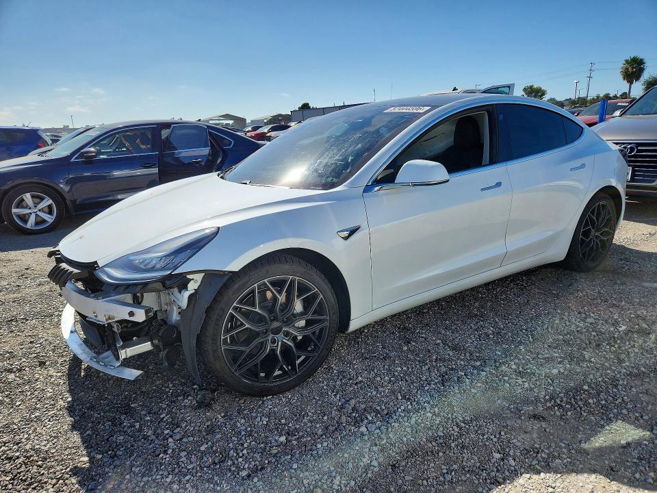 Продажа на аукционе авто 2020 Tesla Model 3, vin: 5YJ3E1EB7LF667331, номер лота: 57444596