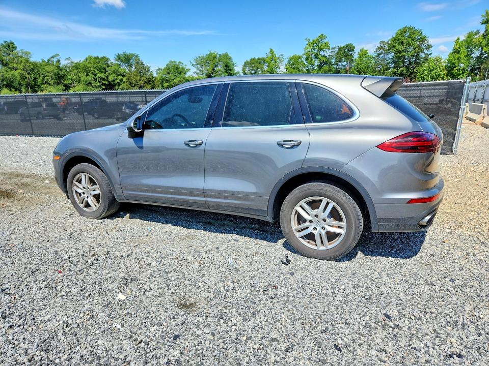 Auction sale of the 2017 Porsche Cayenne, vin: WP1AA2A26HKA92064, lot number: 55784476