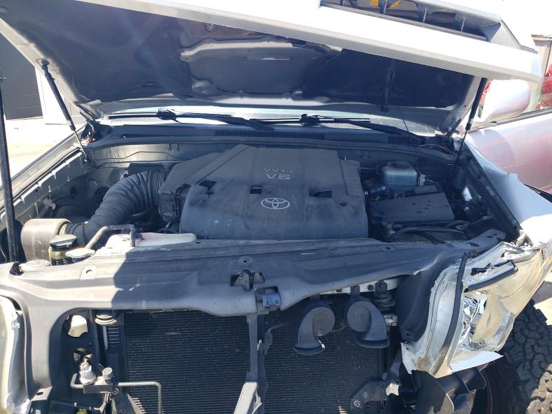 56743666 :رقم المزاد ، JTEZU14R958030452 vin ، 2005 Toyota 4runner مزاد بيع