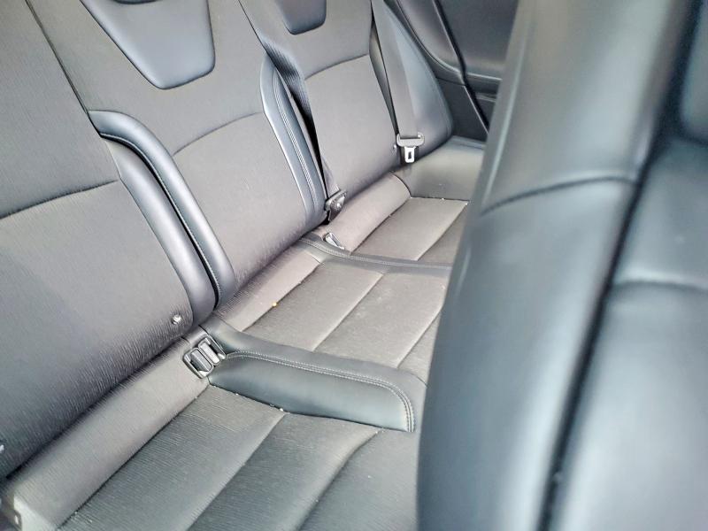 55319196 :رقم المزاد ، 5YJSA1E29JF234243 vin ، 2018 Tesla Model S مزاد بيع