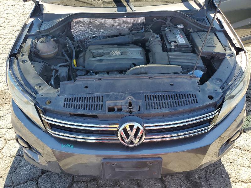 57590926 :رقم المزاد ، WVGAV7AX5GW575207 vin ، 2016 Volkswagen Tiguan مزاد بيع