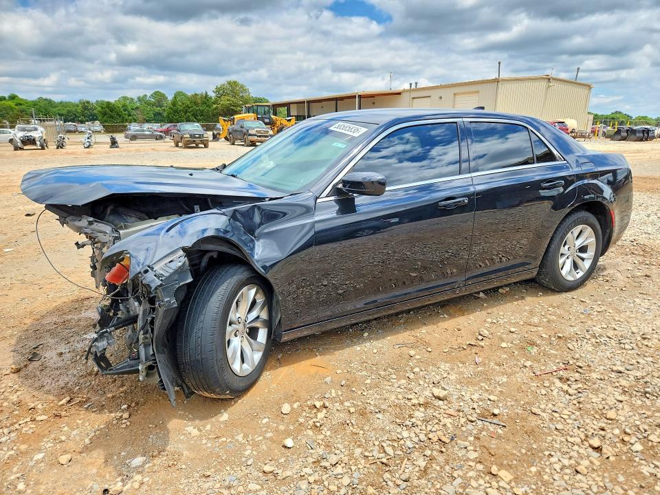 58585836 :رقم المزاد ، 2C3CCAAG5FH792628 vin ، 2015 Chrysler 300 مزاد بيع