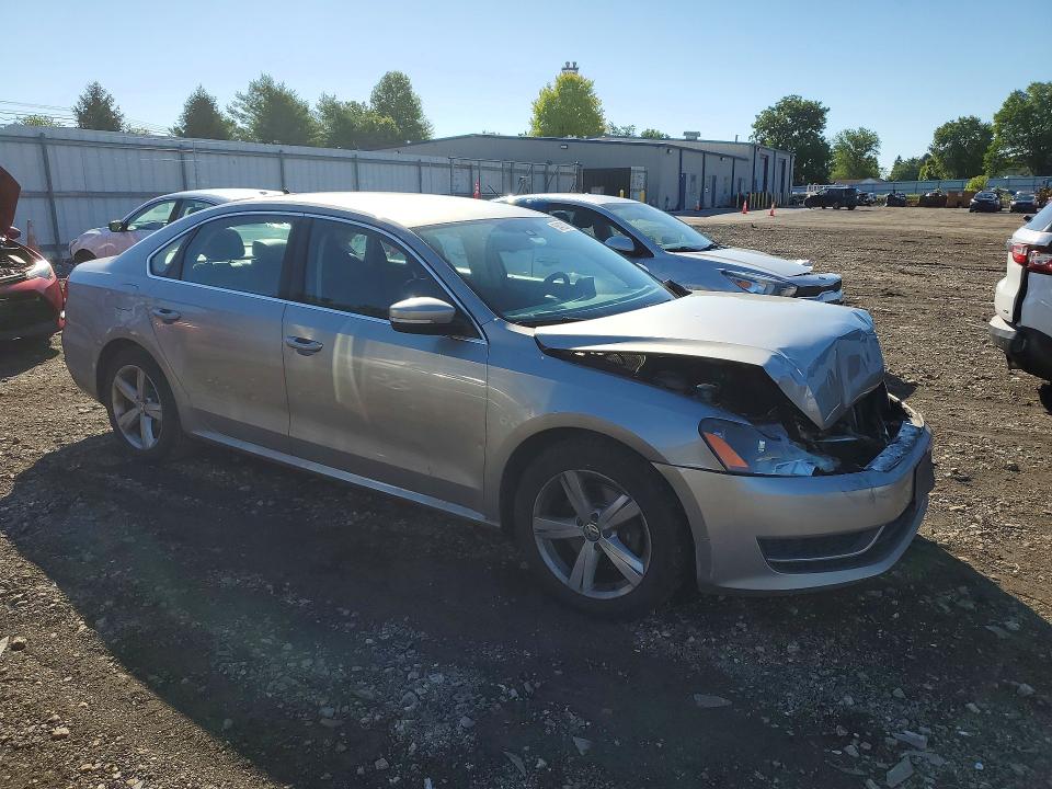58430396 :رقم المزاد ، 1VWBT7A39EC055051 vin ، 2014 Volkswagen Passat مزاد بيع