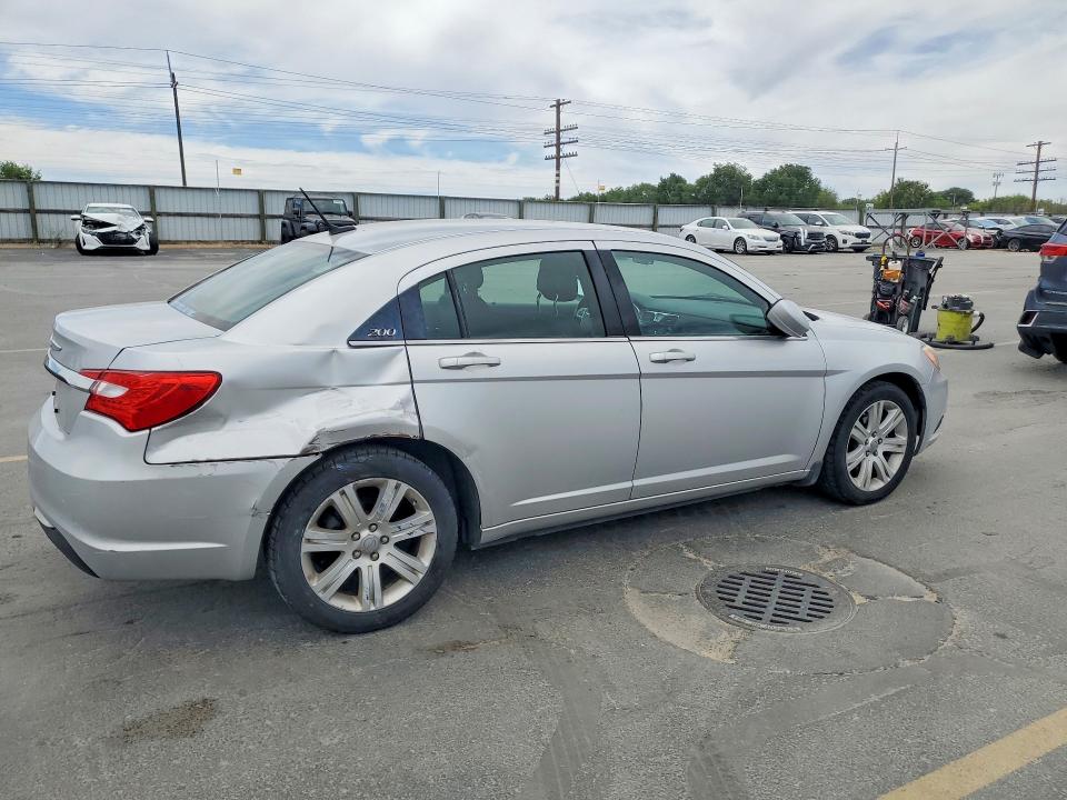 Aukcja sprzedaży 2011 Chrysler 200, vin: 1C3BC1FB3BN626389, numer aukcji: 58056356