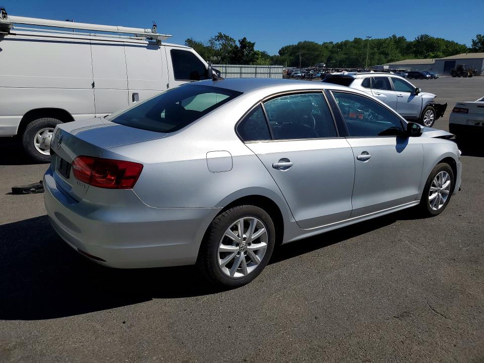 57206916 :رقم المزاد ، 3VWDZ7AJ6BM349989 vin ، 2011 Volkswagen Jetta مزاد بيع