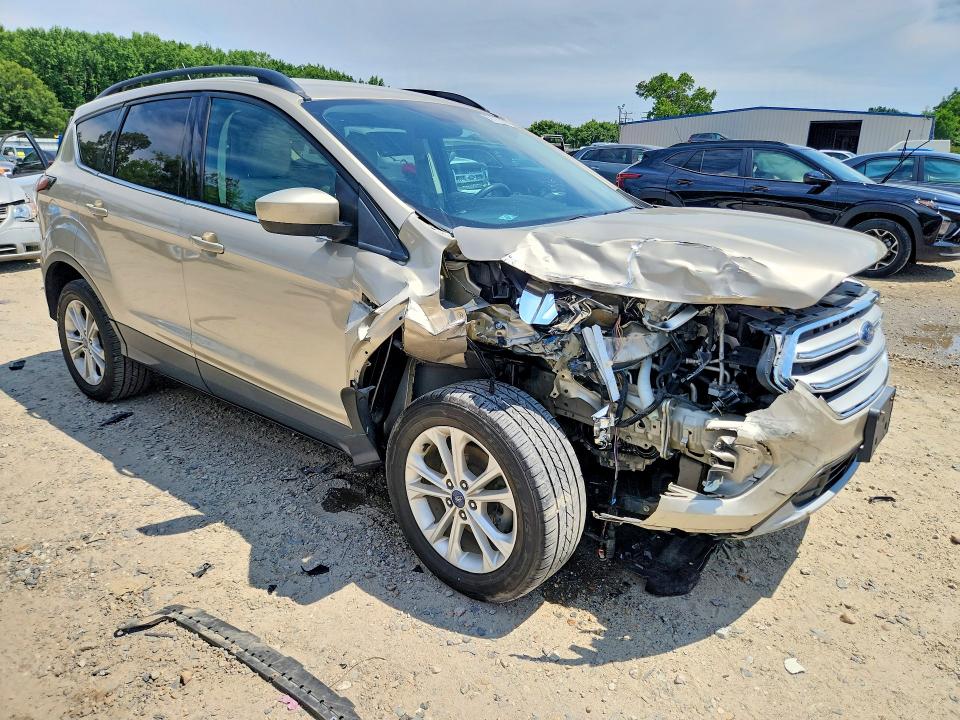 2018 Ford Escape მანქანა იყიდება აუქციონზე, vin: 1FMCU0HD9JUB05912, აუქციონის ნომერი: 56769196